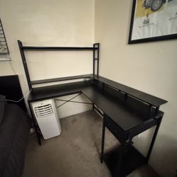 L Shaped Desk (with Lights)