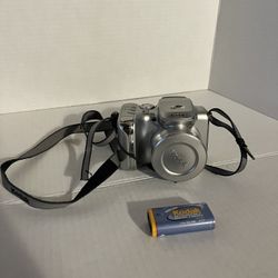 Kodak EasyShare Z612 Silver 12X Optical Zoom Digital Camera 6.1 Untested