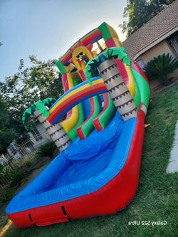 Inflatable Waterslide