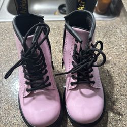 Pink 6t Dr Martens 