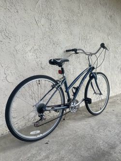GT Comfort Bike Navy Blue