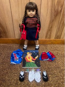 Vintage American Girl Molly McIntire w/Book & Accessories Early 2000s