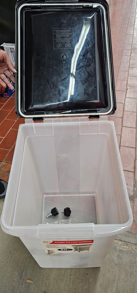 Pet container but can use for any kind of container