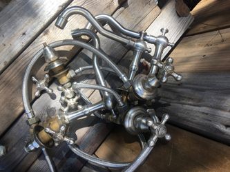 3 pice custom lavatory