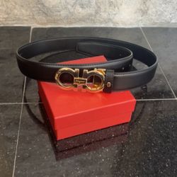 Men’s Gold Salvatore Ferragamo Belt Size 32-35