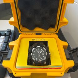 Invicta bolt men’s 25034 automatic stainless steel watch