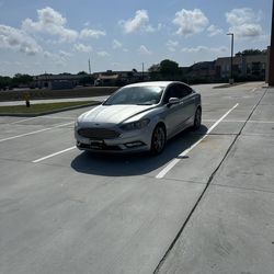 2017 Ford Fusion SE Sedan