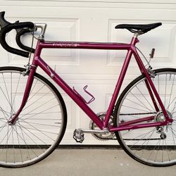 Cannondale 62cm (size XXL)Road Bike