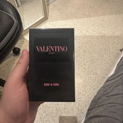 Authentic Valentino Born in Roma 3.4oz