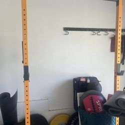 SQUAT RACK Machine Workout Exercise 