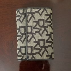 DKNY Wallet