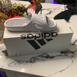 Adidas Slides