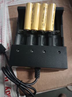 Battery charger AA & AAA rechargeable