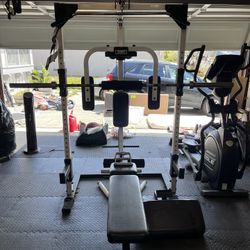 Weight Lifting Machine 