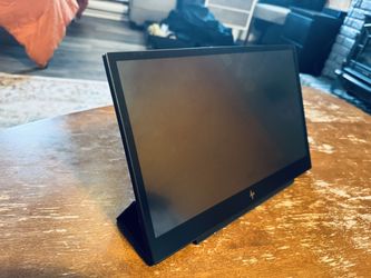 Slim HP Portable Monitor 14”