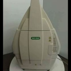 BIO-RAD UNIVERSAL HOOD II WITH GRAYSCALE CFW-1312M DIGITAL CAMERA