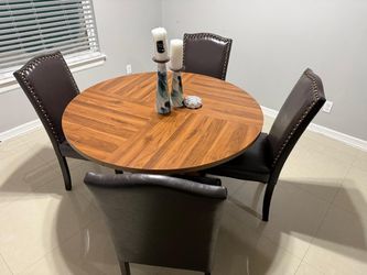 Dinning table with 4 chairs