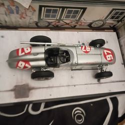 1:18 Carousel 1 1958 INDY 500 WATSON RDSTR MCNAMARA SPCL#97  DICK RATHMAN  4418