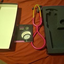 🩺 Littmann Classic III Stethoscope – Rainbow Chestpiece + Pink/Yellow Tubing – Like New!