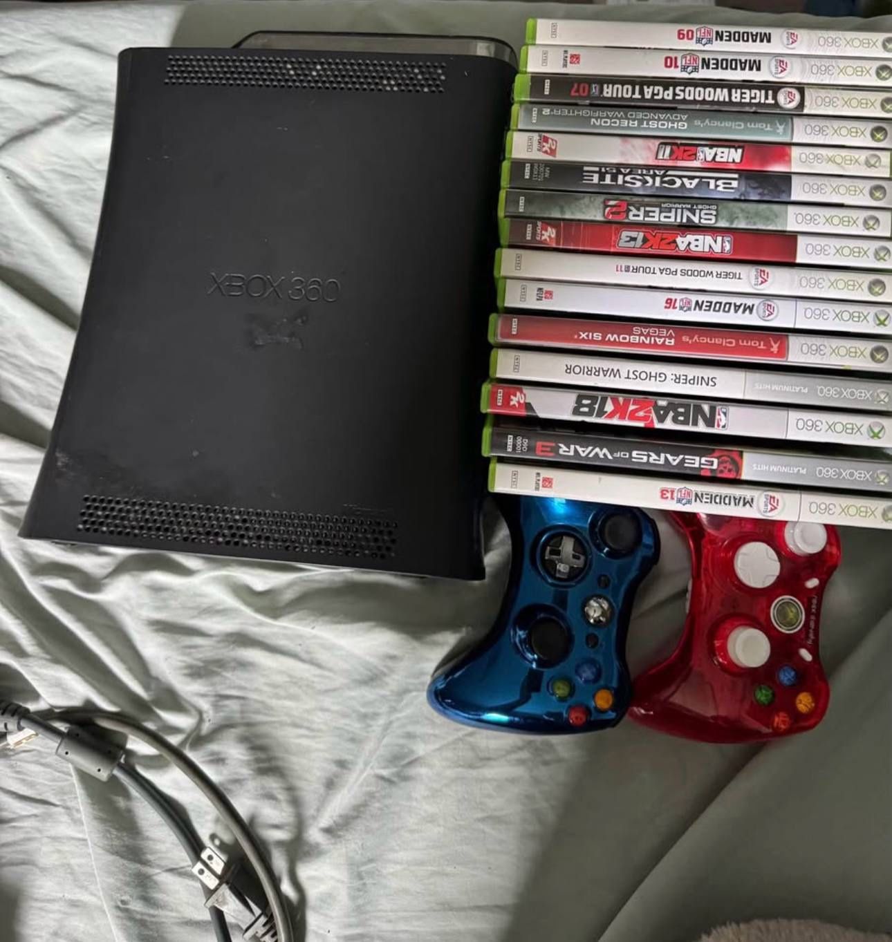 Black Xbox 360 120gig Works Great
