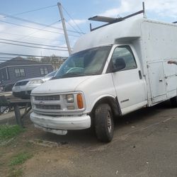 2001 Chevy Expres G30 Van 