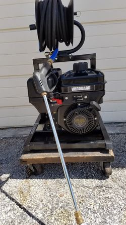 PRESSURE WASHER 2700 PSI ALMOST NEW
