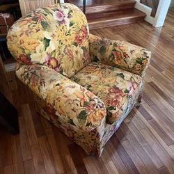 Beautiful 90’s Still Chair 