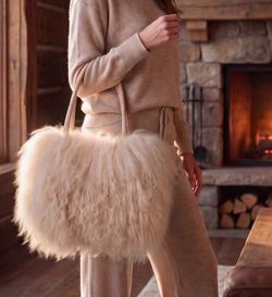 NEW WITH TAGS Luxury Real Curly Mongolian Lamb Fur Purse