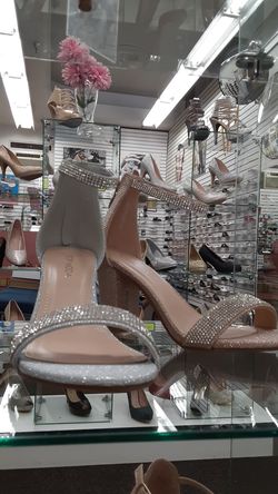 Women's formal shoes located at Zapateria Mexico Shoes