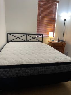 Queen Innerspring Mattresses Boxspring and Bed Frame Rails