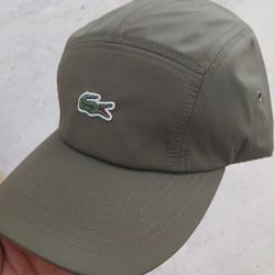 Lacoste hat 