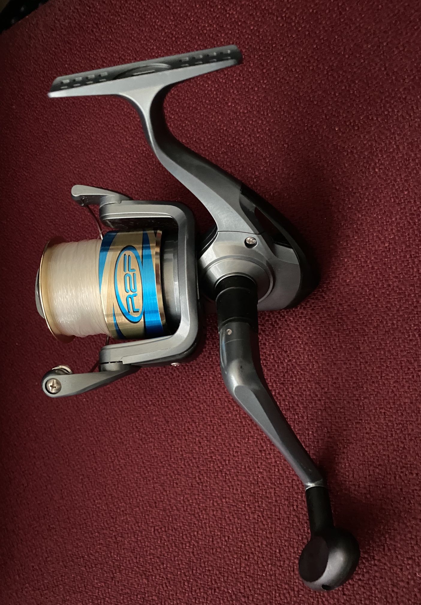 FISHING REEL- SOUTH BEND R2F-55A SWS SPINNING REEL