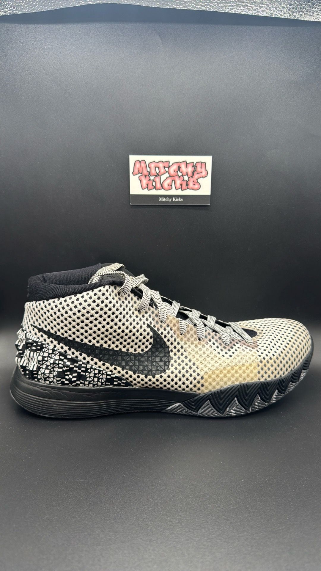 Nike Kyrie 1 BHM Sz. 10
