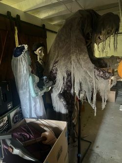 Halloween Animatronics New and used
