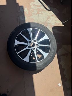 Acura TLX wheel