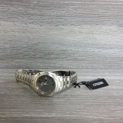 NEW Citizens Eco Drive Watch Men 38mm Silver Tone E111-s022240 Stainless Steel Date 