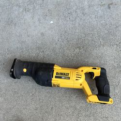 Dewalt 20v max sawzall