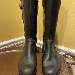 Women’s Ecco Boots