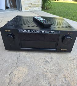 Like new! Denon Avr-x4400h receiver