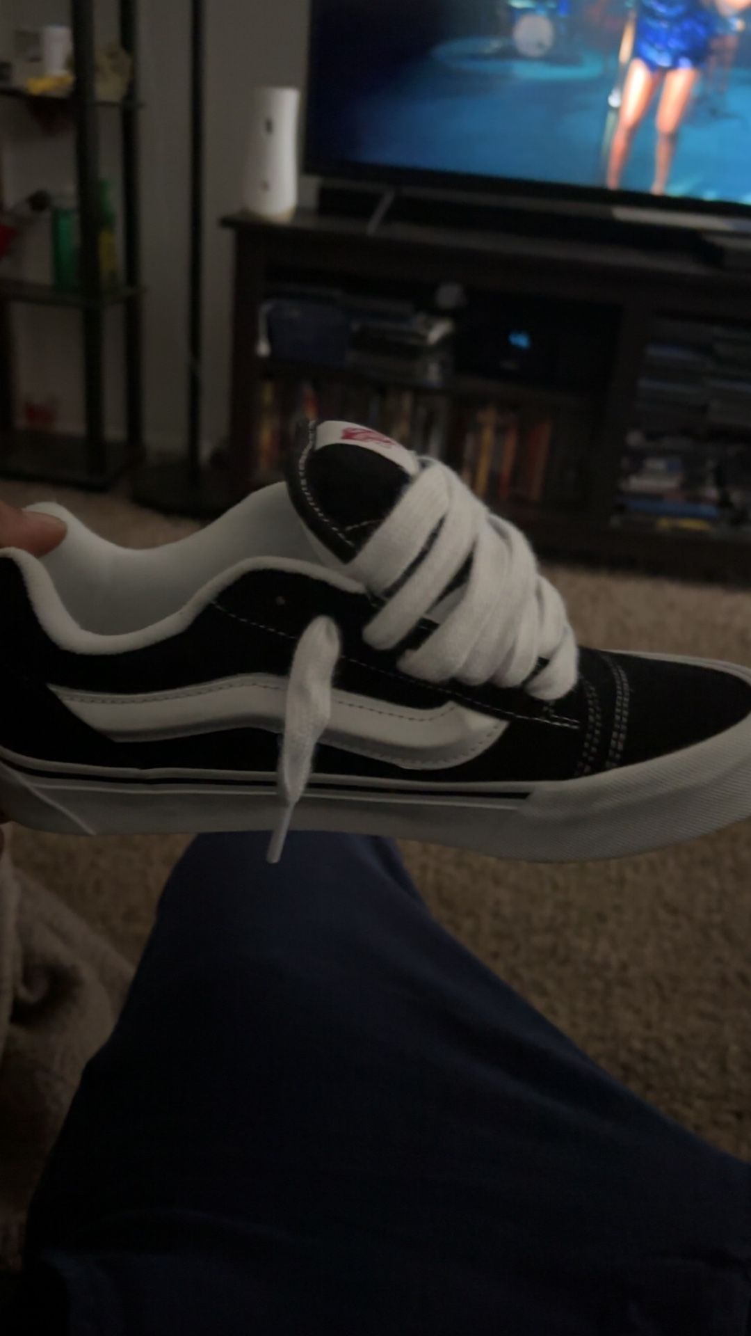 knu Skool vans 