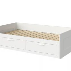  Twin Bed with Storage Drawers + 2 Matching Nightstands – Great Condition