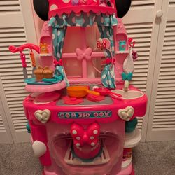 Minnie Mouse Kitchen