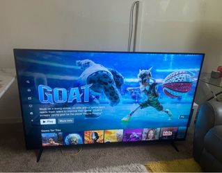 70" Vizio Smart TV (1080p) - Great Condition!