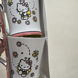 Hello Kitty Ceramic Spring Mug Set