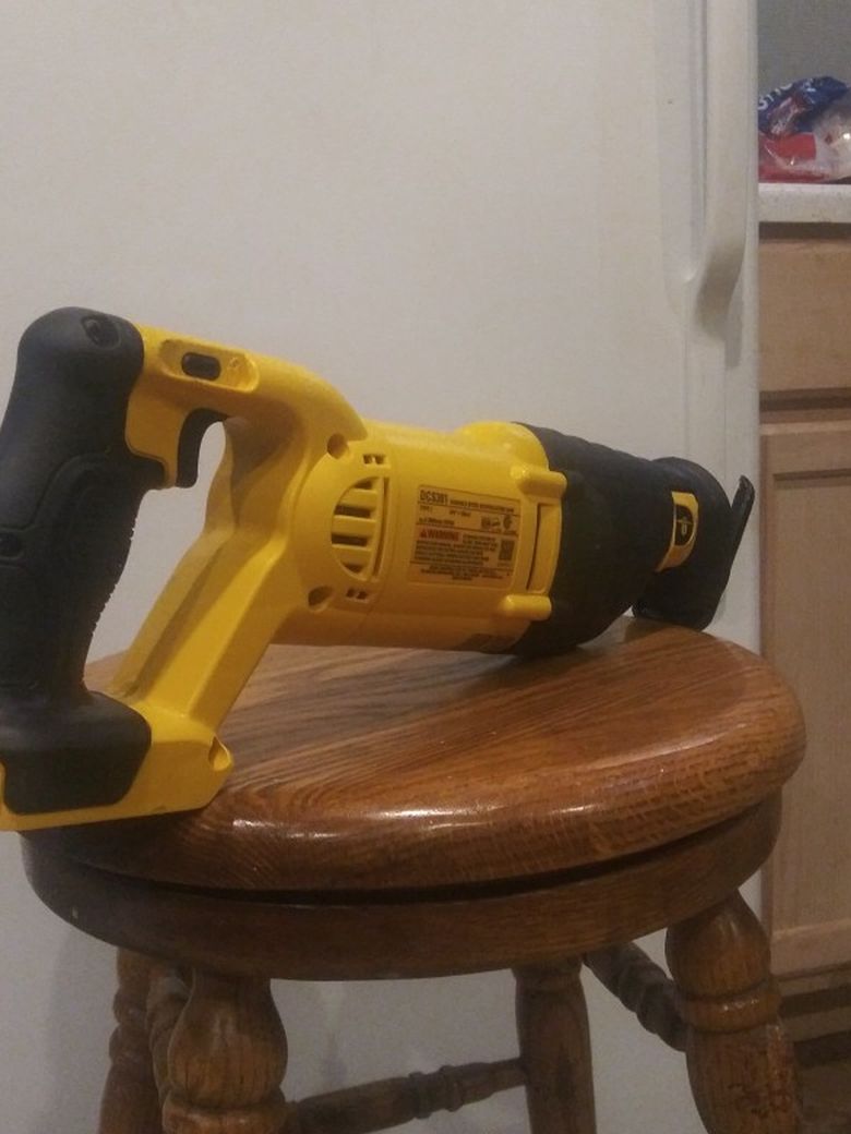 Variable Speed Reciprocating Saw