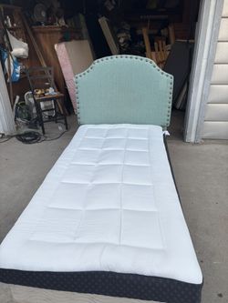 Twin Bed