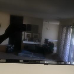 65 Inch Tv With Soundbar And Wall Mount 