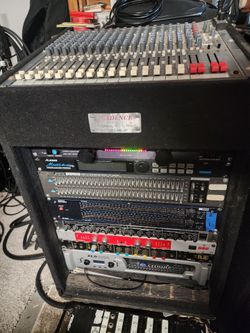 Pro Live Music PA gear