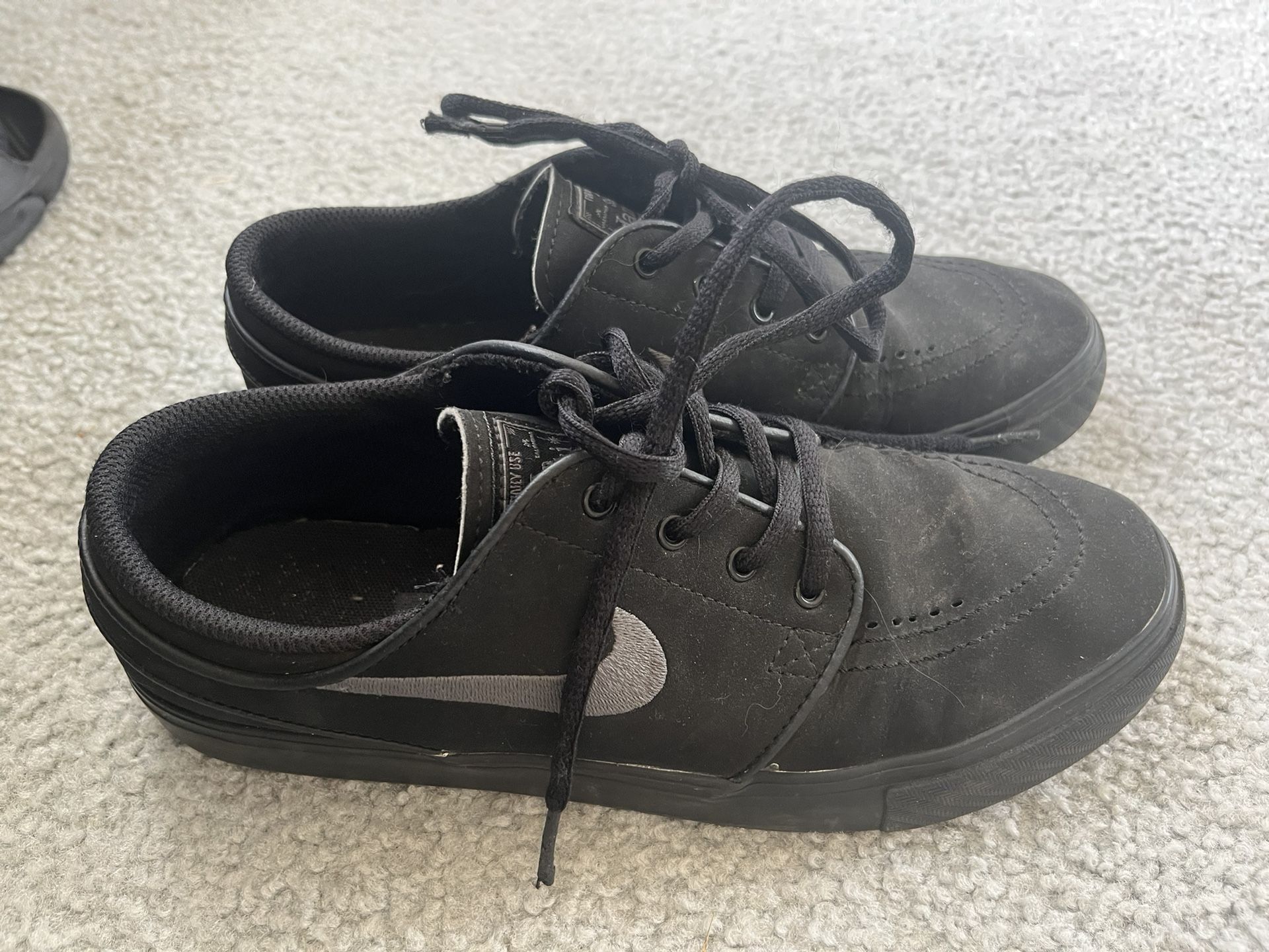 Nike Boys Stefan Janoski 6y