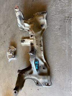 92-95 Honda civic Eg/ej subframe  parts